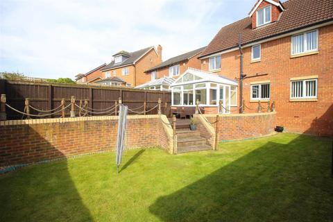 5 bedroom detached house for sale, Marazion Drive, Darlington