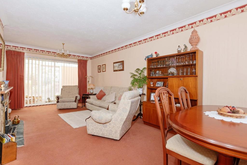 24 Perry Hill 8.JPG