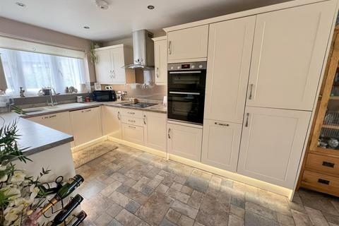 4 bedroom detached house for sale, Silver Birches, Ross-On-Wye HR9