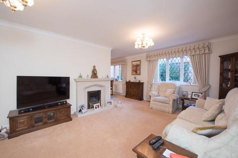 2 Netherstone Grove, Sutton Coldfield, B74 4DT