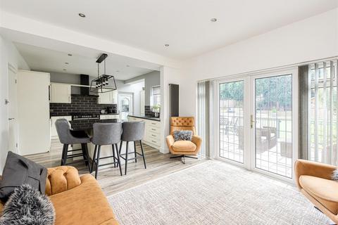 112 Wergs Road, Tettenhall, Wolverhampton, WV6 8TH