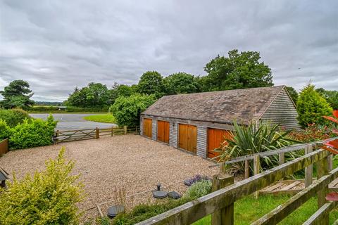 2 bedroom barn conversion for sale, 3 Boycott Barns, Claverley, Wolverhampton