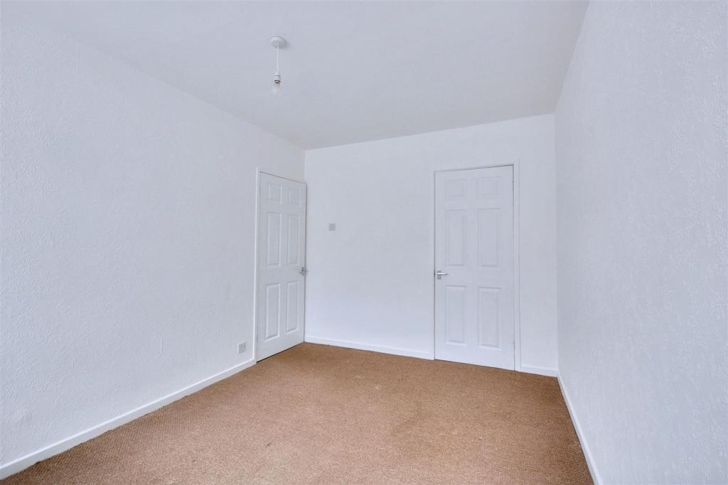 Bedroom 1 2.jpeg