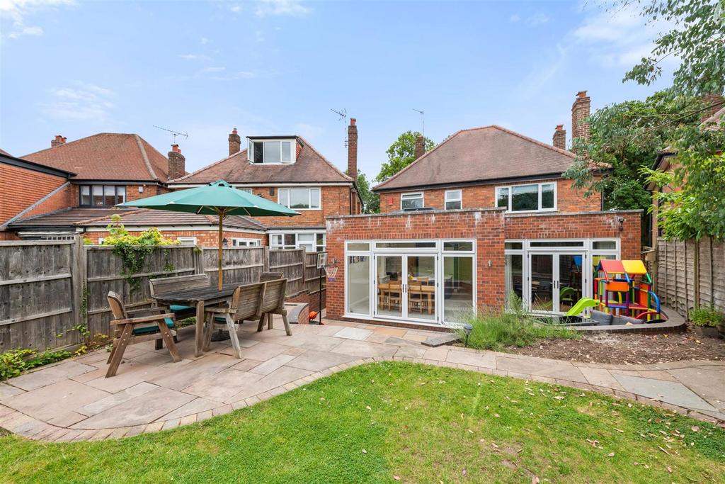 9 Marsh Lane, Solihull, B91 2 PG 5.jpg
