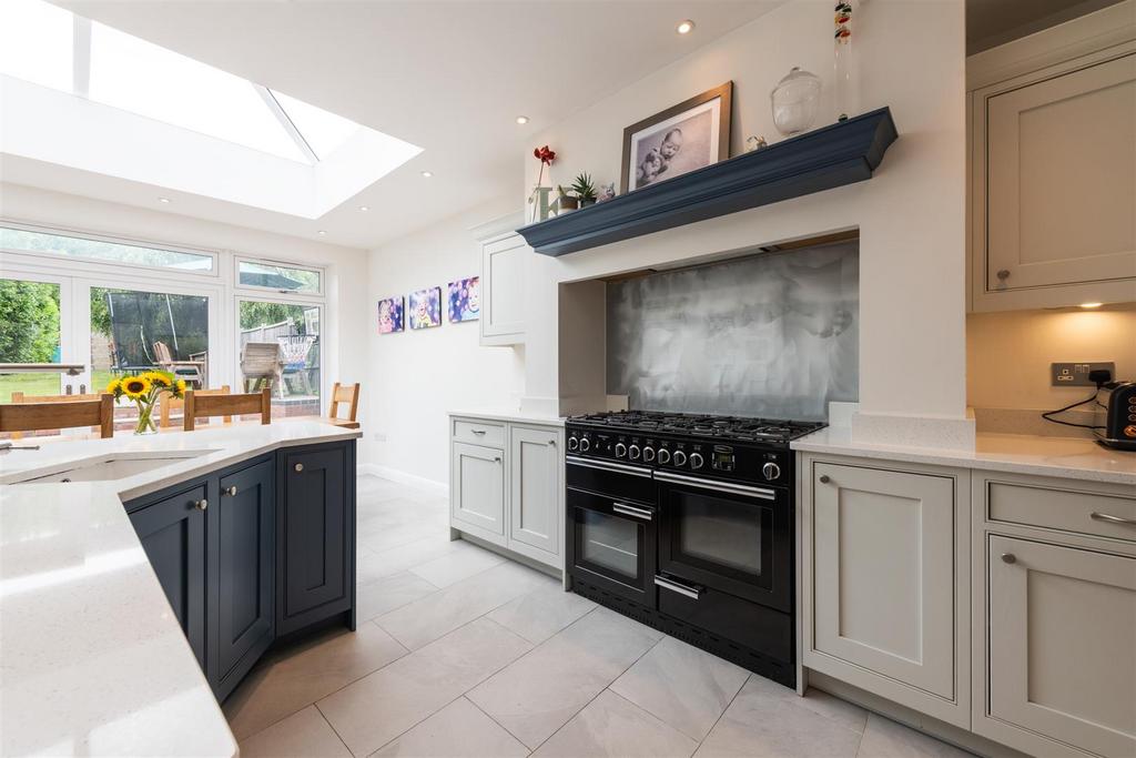9 Marsh Lane, Solihull, B91 2 PG 11.jpg