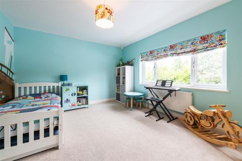 9 Marsh Lane, Solihull, B91 2PG
