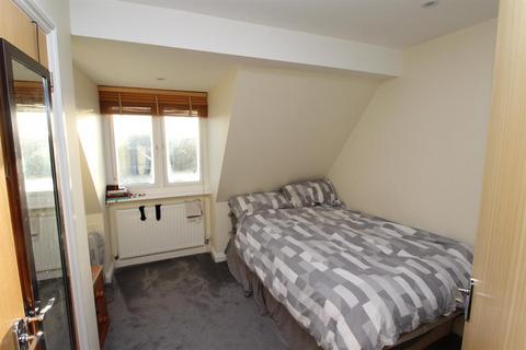 1 bedroom flat to rent, York Close, Christchurch, Dorset, BH23 2DA