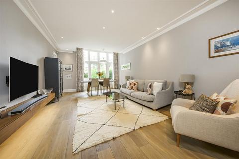 5 bedroom semi-detached house for sale, Spencer Road, Twickenham