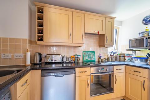 3 bedroom penthouse for sale, Lawrence Square, York