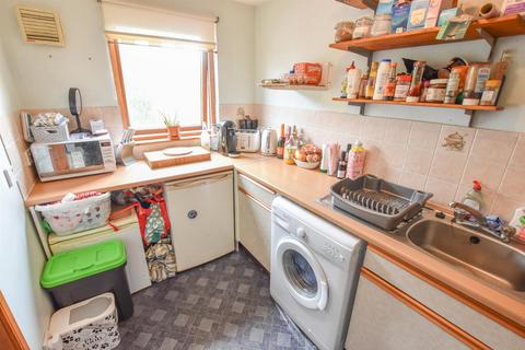 2 bedroom flat for sale, 67 Cambrai Court, Dingwall