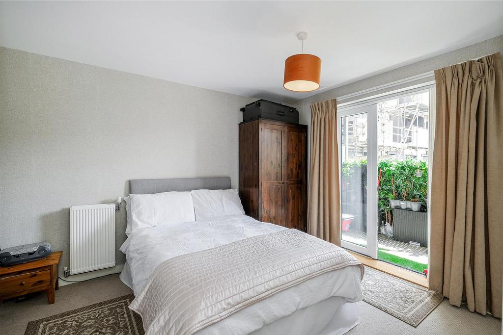 50 Titley Close-4 web.jpg