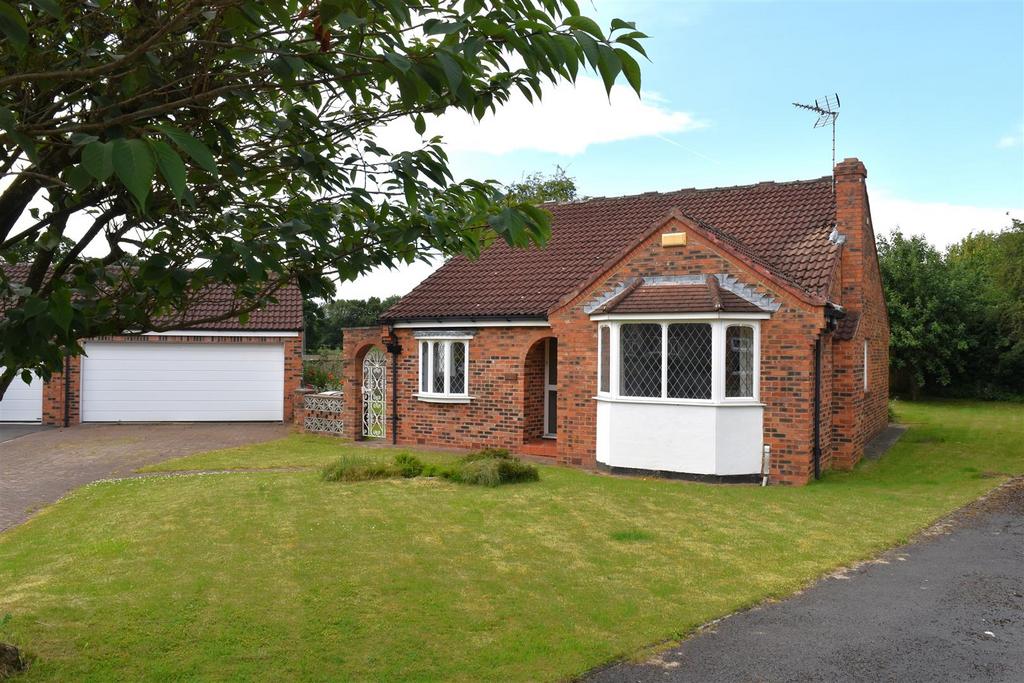 Druids Meadow, Boroughbridge 3 bed detached bungalow for sale £375,000