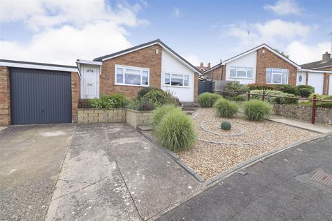 2 bedroom detached bungalow for sale, Ravensbank, Rushden NN10