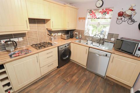 3 bedroom end of terrace house for sale, Patenall Way, Higham Ferrers NN10