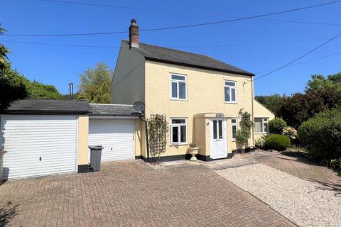 4 bedroom detached house for sale, Sea View Terrace, St. Blazey, Par