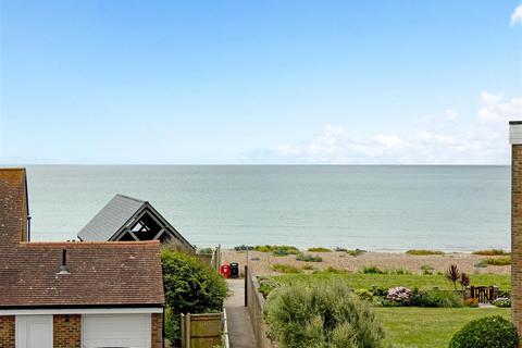 2 bedroom apartment for sale, Overstrand Avenue, Rustington BN16