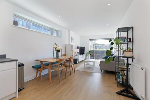 2 bedroom flat for sale, Squire House, Camberwell Road, London, SE5
