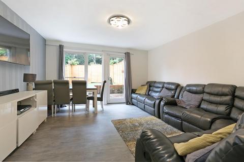2 bedroom house for sale, 2 bed house - Owens Way, London
