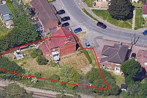 90 Albany Road, Crawley, RH11 7BZ