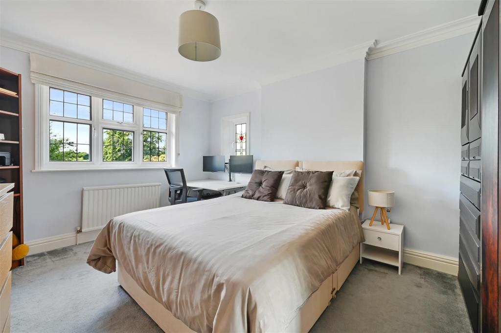 COOMBE LANE, 141-12.jpg