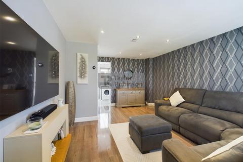 2 bedroom house for sale, Pound Hill, Crawley