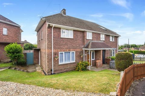 3 bedroom semi-detached house for sale, Suffolk Road, Andover