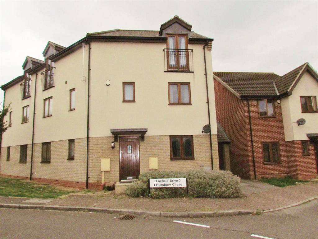 Broughton 4 bed semidetached house to rent £1,800 pcm (£415 pw)