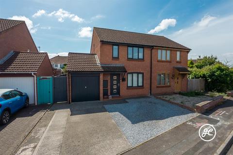 3 bedroom semi-detached house for sale, Loxleigh Avenue, Bridgwater