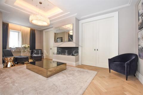 2 bedroom apartment to rent, Drake House, London SW1P