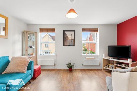 3 bedroom end of terrace house for sale, Walson Way, Stansted