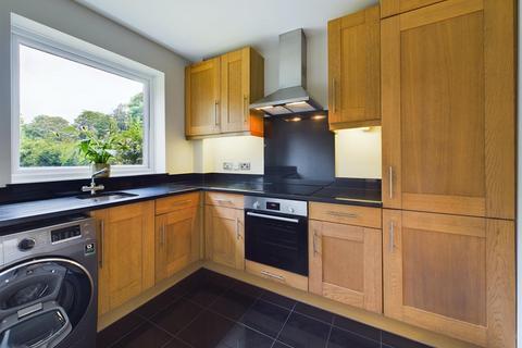 1 bedroom apartment to rent, Broom Road, Teddington