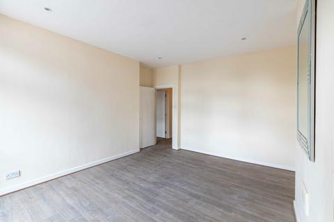 2 bedroom flat to rent, North Pole Road, Ladbroke Grove, W10