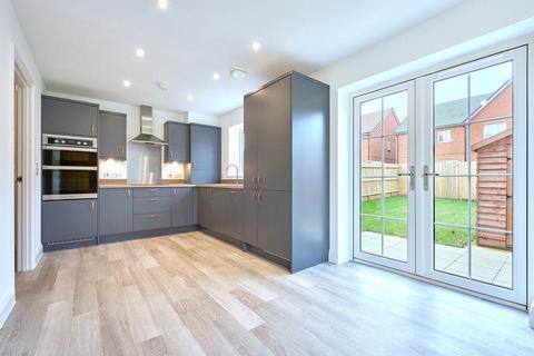 3 bedroom semi-detached house for sale, Plot 886, The Richmond at Saddlers Reach, Kingsmead Avenue PO19