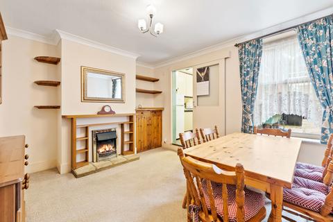 3 bedroom house for sale, Crescent Road, Redhill RH1