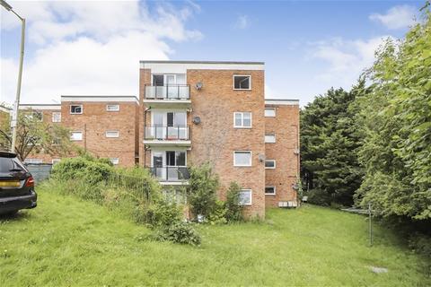 2 bedroom flat for sale, Harpenden AL5