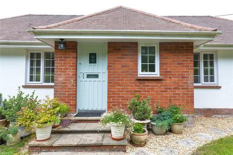2 bedroom bungalow for sale, Sunnyfield Road, Barton on Sea, New Milton, Hampshire, BH25