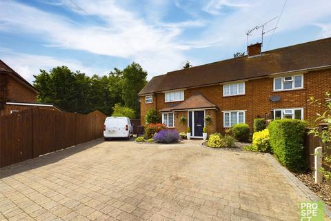 5 bedroom semi-detached house for sale, Grove Close, Wokingham, Berkshire, RG40