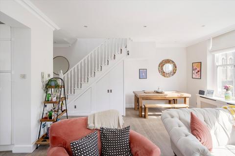 3 bedroom flat for sale, Ladbroke Grove, London, W10