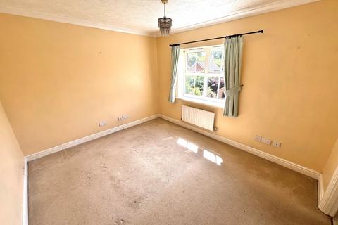 53 Bristol Way, Sleaford, NG34 7AE