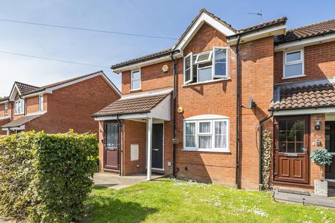 1 bedroom maisonette for sale, Oak Grove, Ruislip, Middlesex