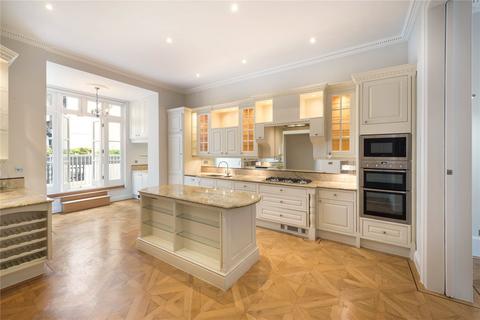 Flat 1, 2 Warwick Square, London, SW1V 2AA