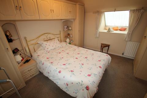 183 Arncliffe Drive, Heelands, Milton Keynes, MK13 7LG