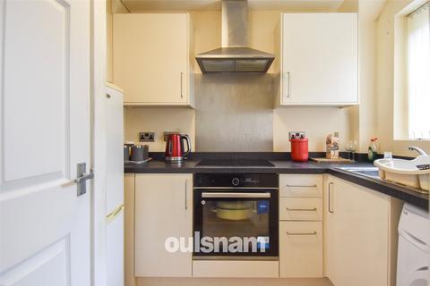 2 bedroom maisonette for sale, Michelle Close, Kings Heath, Birmingham, West Midlands, B13