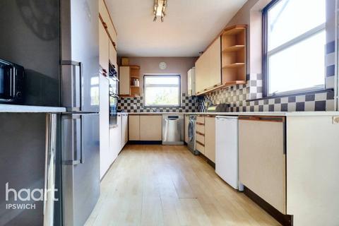 3 Castle Road, Ipswich, IP1 5DY