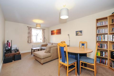 2 bedroom flat for sale, Aylesbury,  Buckinghamshire,  HP21