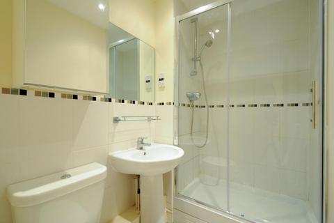 2 bedroom flat for sale, Aylesbury,  Buckinghamshire,  HP21