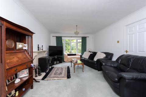 4 bedroom detached house for sale, Woburn Close, Frimley, Camberley, Surrey, GU16