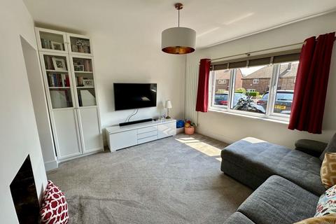 3 bedroom semi-detached house for sale, Lincoln Green Road, Orpington, BR5