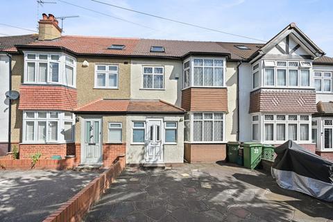 4 bedroom terraced house for sale, Priory Road, Cheam, SM3