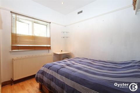 2 bedroom maisonette to rent, Charterhouse Avenue, Wembley, HA0